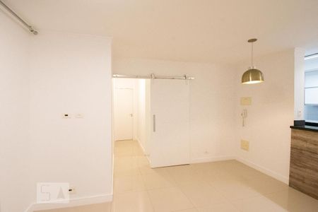 sala de apartamento à venda com 3 quartos, 70m² em Jardim Prudência, São Paulo