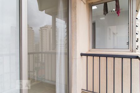 Varanda de apartamento à venda com 1 quarto, 51m² em Parque Imperial, São Paulo