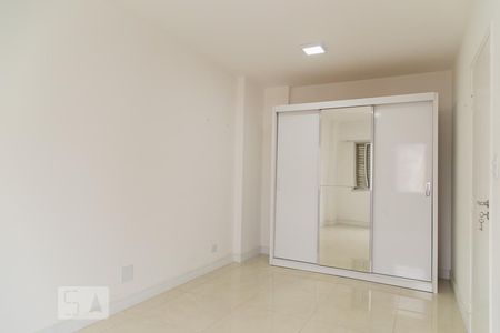 Quarto de apartamento à venda com 1 quarto, 51m² em Parque Imperial, São Paulo