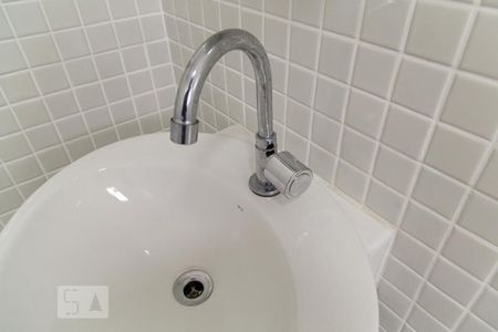Apartamento à venda com 51m², 1 quarto e 1 vagaBanheiro - Torneira