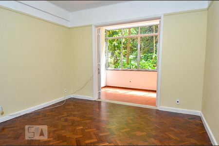 Quarto 1 de apartamento para alugar com 2 quartos, 95m² em Copacabana, Rio de Janeiro