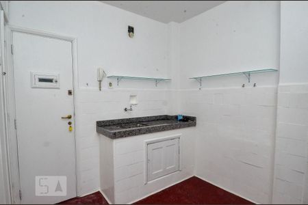 Apartamento à venda com 95m², 2 quartos e sem vaga Apartamento à venda com 95m², 2 quartos e sem vagaCozinha