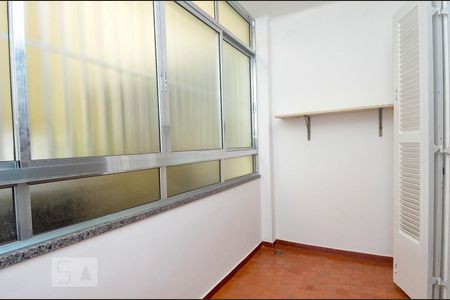 Apartamento à venda com 95m², 2 quartos e sem vaga Apartamento à venda com 95m², 2 quartos e sem vagaSala