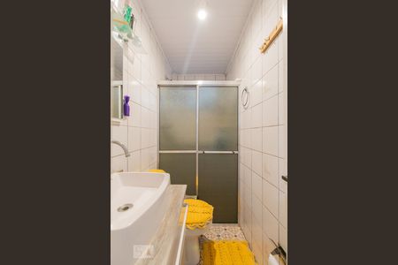 Casa à venda com 100m², 2 quartos e 2 vagas Casa à venda com 100m², 2 quartos e 2 vagasBanheiro 1