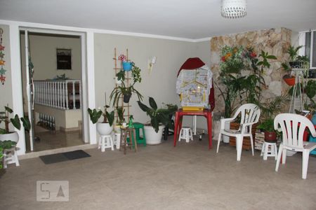 Casa à venda com 304m², 5 quartos e 4 vagasQuintal