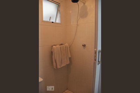 Casa à venda com 304m², 5 quartos e 4 vagasBanheiro 2