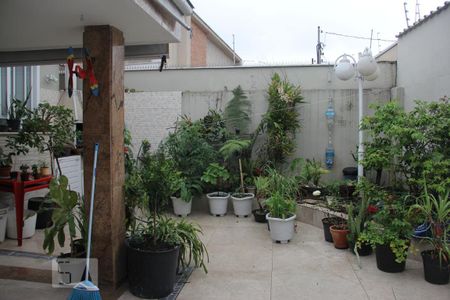 Casa à venda com 304m², 5 quartos e 4 vagasQuintal