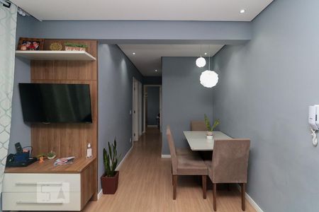 Sala de apartamento à venda com 2 quartos, 47m² em Padroeira, Osasco