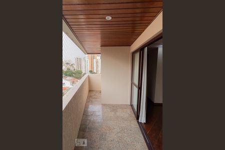 Apartamento para alugar com 110m², 3 quartos e 2 vagasVaranda