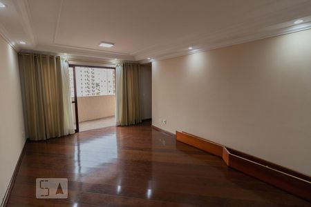 Apartamento para alugar com 110m², 3 quartos e 2 vagasSala