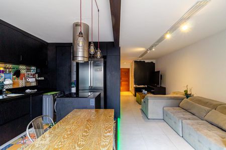 Studio à venda com 75m², 1 quarto e sem vaga Studio à venda com 75m², 1 quarto e sem vagaStudio