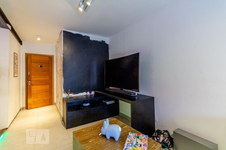 Studio à venda com 75m², 1 quarto e sem vaga Studio à venda com 75m², 1 quarto e sem vagaStudio