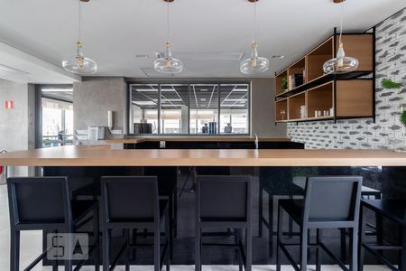 Studio à venda com 31m², 1 quarto e 1 vagaBar