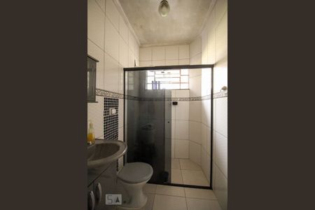 Casa à venda com 325m², 3 quartos e 6 vagasBanheiro