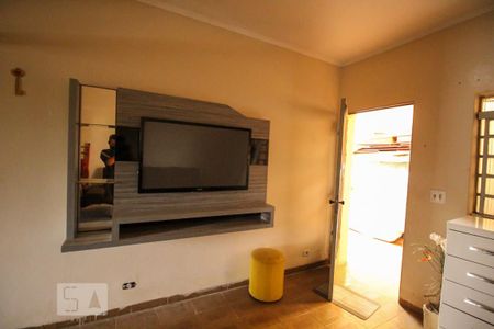 Casa à venda com 325m², 3 quartos e 6 vagasSala 2