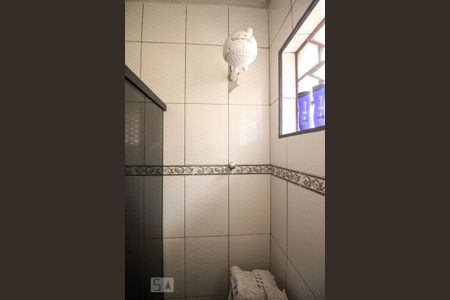 Casa à venda com 325m², 3 quartos e 6 vagasBanheiro