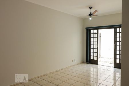Sala de apartamento para alugar com 2 quartos, 85m² em Jardim Zara, Ribeirão Preto
