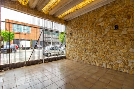 Casa para alugar com 150m², 3 quartos e 2 vagas Casa para alugar com 150m², 3 quartos e 2 vagasGaragem