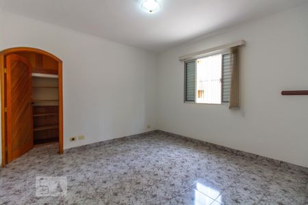 Casa para alugar com 150m², 3 quartos e 2 vagas Casa para alugar com 150m², 3 quartos e 2 vagasQuarto 3 - Suíte