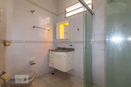 Casa para alugar com 150m², 3 quartos e 2 vagas Casa para alugar com 150m², 3 quartos e 2 vagasBanheiro 2