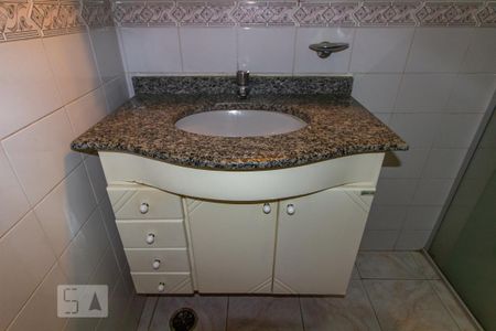 Casa para alugar com 150m², 3 quartos e 2 vagas Casa para alugar com 150m², 3 quartos e 2 vagasBanheiro 2