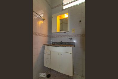 Casa para alugar com 150m², 3 quartos e 2 vagas Casa para alugar com 150m², 3 quartos e 2 vagasBanheiro 2