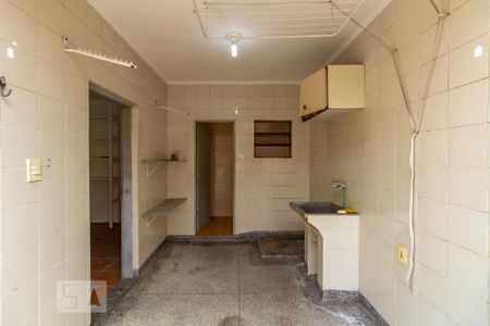 Casa para alugar com 150m², 3 quartos e 2 vagas Casa para alugar com 150m², 3 quartos e 2 vagasEdícula/Lavanderia