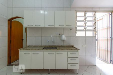 Casa para alugar com 150m², 3 quartos e 2 vagas Casa para alugar com 150m², 3 quartos e 2 vagasCozinha