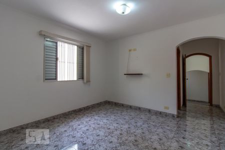 Casa para alugar com 150m², 3 quartos e 2 vagas Casa para alugar com 150m², 3 quartos e 2 vagasQuarto 3 - Suíte