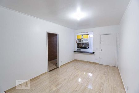 Sala de apartamento para alugar com 1 quarto, 74m² em Medianeira, Porto Alegre