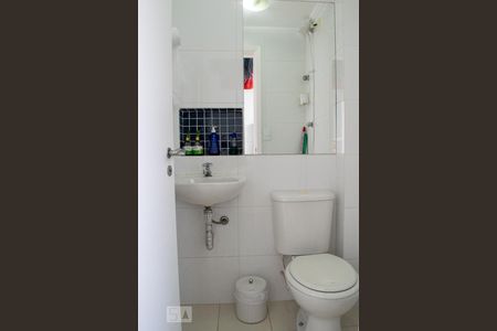 Apartamento à venda com 64m², 2 quartos e 1 vagaBanheiro de serviço