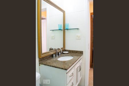 Apartamento à venda com 64m², 2 quartos e 1 vagaBanheiro