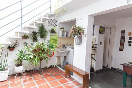 Casa à venda com 200m², 3 quartos e 2 vagasLavanderia / Area de Lazer