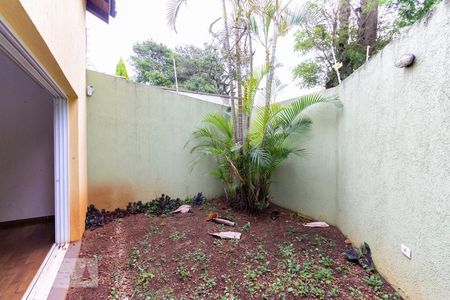 Jardim de casa à venda com 4 quartos, 350m² em Bosque da Saúde, São Paulo