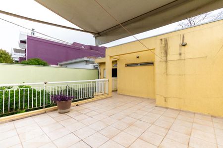 Casa à venda com 350m², 4 quartos e 4 vagasVaranda