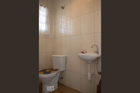 Casa à venda com 105m², 3 quartos e 2 vagasBanheiro