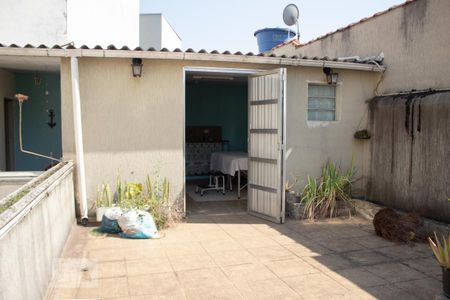 Casa à venda com 105m², 3 quartos e 2 vagasArea Externa