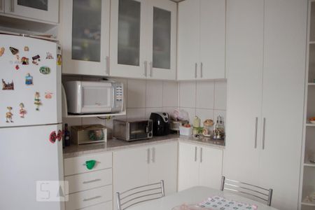 Casa à venda com 105m², 3 quartos e 2 vagasCozinha