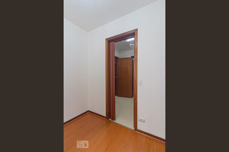 Apartamento para alugar com 137m², 3 quartos e 1 vagaQuarto de Serviço
