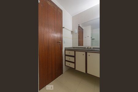 Apartamento para alugar com 137m², 3 quartos e 1 vagaBanheiro Social