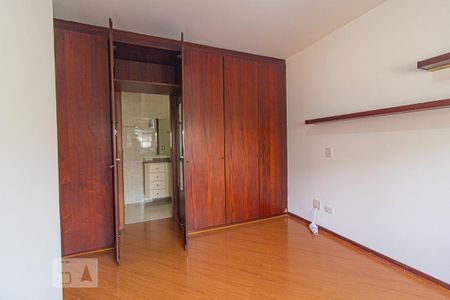 Apartamento para alugar com 137m², 3 quartos e 1 vagasuíte