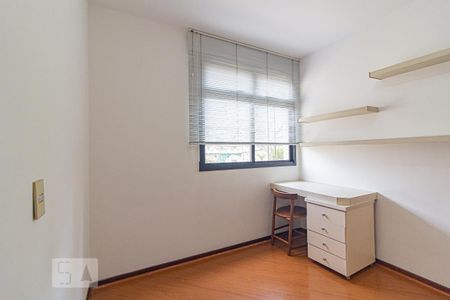 Apartamento para alugar com 137m², 3 quartos e 1 vagaQuarto 2