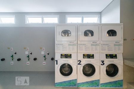 Apartamento para alugar com 37m², 2 quartos e sem vaga Apartamento para alugar com 37m², 2 quartos e sem vagaÁrea comum - Lavanderia