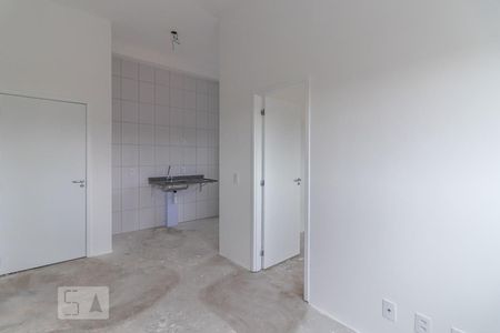 Sala de apartamento para alugar com 2 quartos, 37m² em Vila Pierina, São Paulo