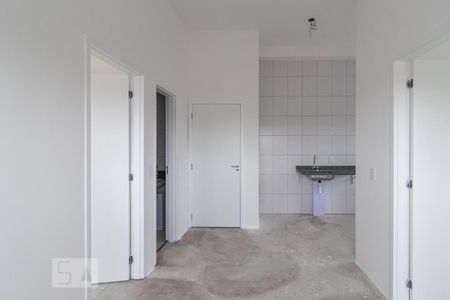Sala de apartamento para alugar com 2 quartos, 37m² em Vila Pierina, São Paulo
