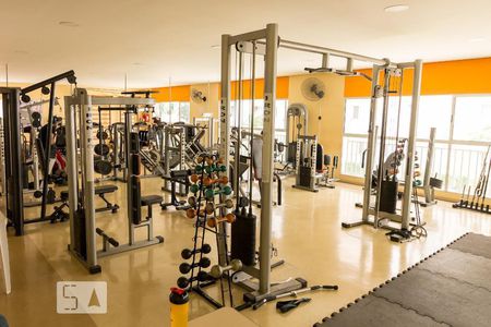 Apartamento para alugar com 45m², 2 quartos e 1 vaga Apartamento para alugar com 45m², 2 quartos e 1 vagaAcademia