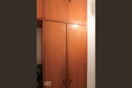 Apartamento à venda com 110m², 3 quartos e sem vaga Apartamento à venda com 110m², 3 quartos e sem vagaQuarto de Serviço