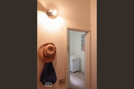 Apartamento à venda com 110m², 3 quartos e sem vaga Apartamento à venda com 110m², 3 quartos e sem vagaQuarto de Serviço