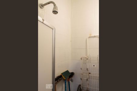 Apartamento à venda com 110m², 3 quartos e sem vaga Apartamento à venda com 110m², 3 quartos e sem vagaBanheiro de Serviço