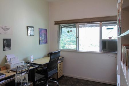 Apartamento à venda com 110m², 3 quartos e sem vaga Apartamento à venda com 110m², 3 quartos e sem vagaQuarto 2